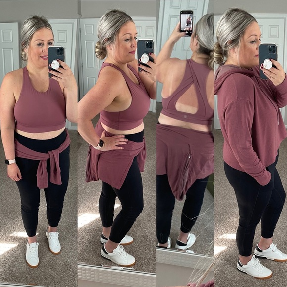 Meet your Posher!! - Picture 1 of 4